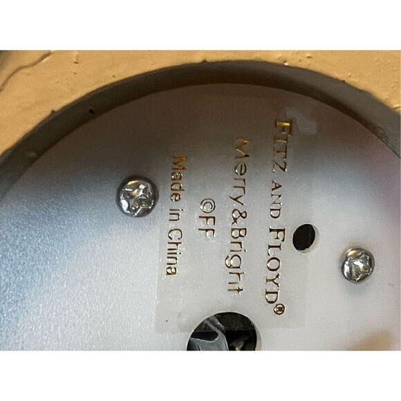 Fitz & Floyd Christmas Merry & Bright Musical Car Plays Here Comes Santa Claus - Picture 10 of 10